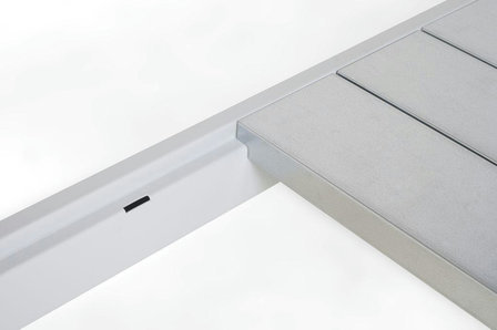 Metalen legbord grootvakstelling Epsivol - afmetingen 1250x600 mm (bxd)/voor Z of neusliggers/dikte legbord 0,5 mm/draagvermogen 450 kg/gegalvaniseerd