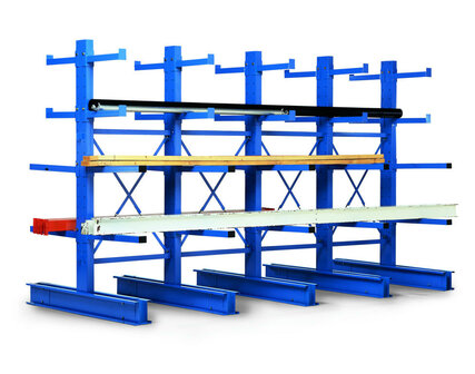 Basisset draagarmstelling voor middelzware lasten - 2500x700 mm/2 dubbelzijdige staanders met elk 4 draagarmen/dubbelzijdig/400 kg per draagarm/leverbaar in diverse RAL kleuren