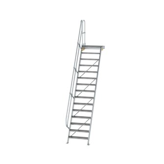 Aluminium vaste trap met platform 60&deg;  - loodrechte hoogte 3.640 mm/aantal treden 15/breedte treden 800 mm/treden en platform gemaakt van gegolfd aluminium R 9