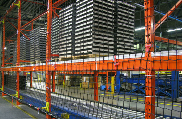 Magazijnstellingnet/voor liggerlengte 3600 mm/nethoogte 6000 mm/draaddikte 5 mm/maaswijdte 60 mm/keuze uit drie kleuren/levering exclusief montagemateriaal